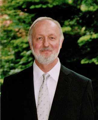 Pastor Dr. Norbert Tillmann