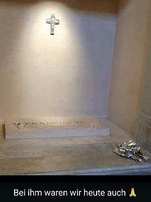 Das Grab von Papst Franziskus in der Basilika Santa Maria Maggiore