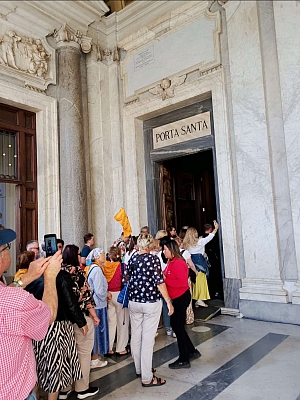 Durchschreiten der Heiligen Pforte in der Basilika Santa Maria Maggiore