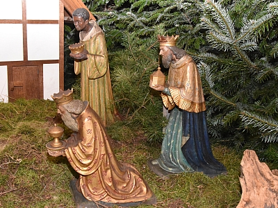 Die drei Weisen mit Geschenken für das Jesuskind